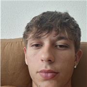 Estudiante de Educación Primaria apto para dar clases a cualquier ciclo de educación primaria e infantil